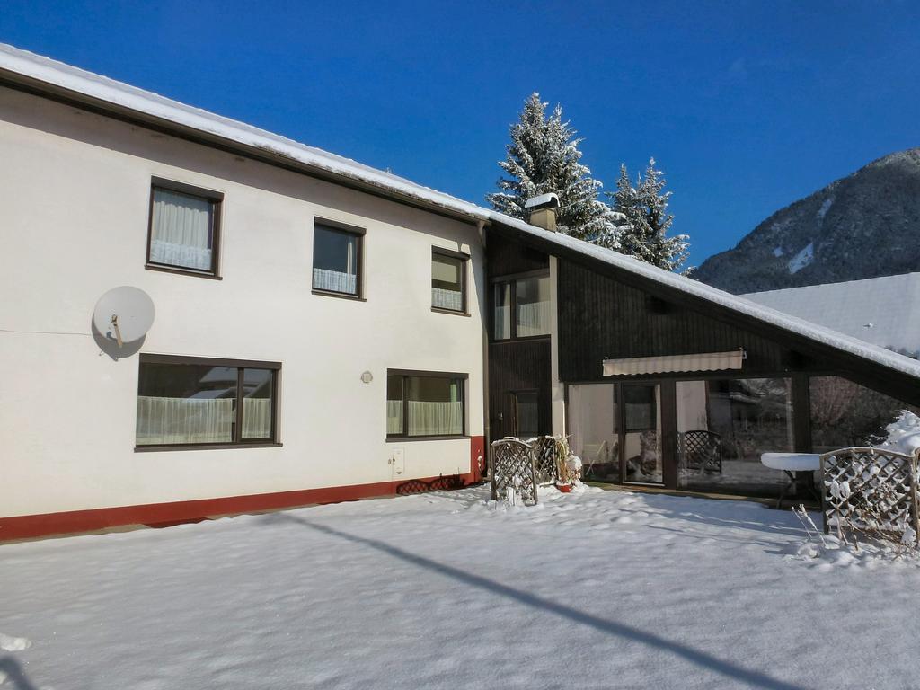 Haus Tapestry Hotel Noetsch Exterior photo
