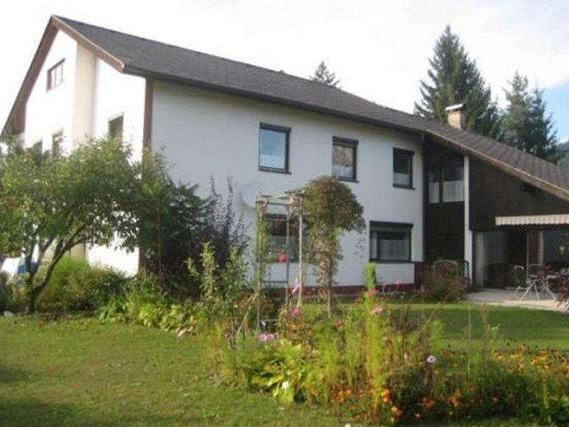 Haus Tapestry Hotel Noetsch Exterior photo